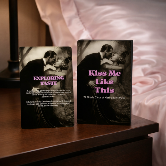 Kiss Me Like This - 22 Oracle Cards of Kissing & Intimacy